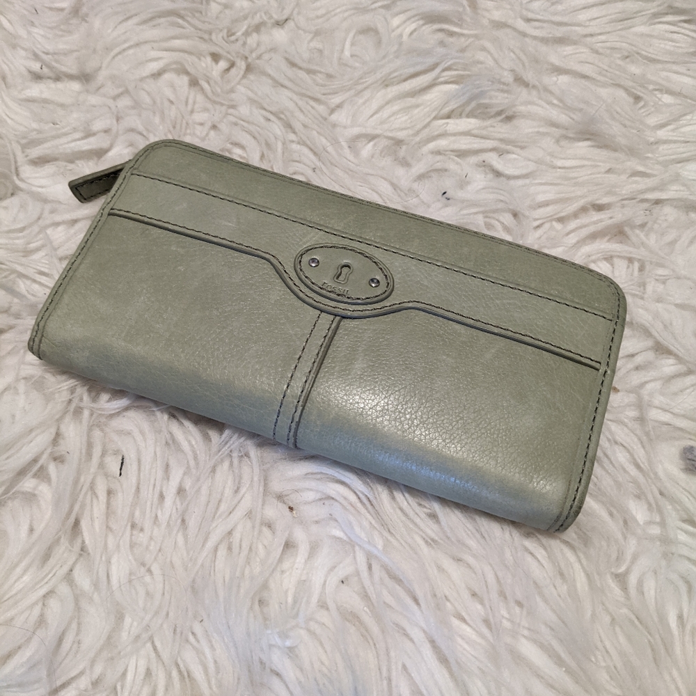 Fossil Leather Wallet